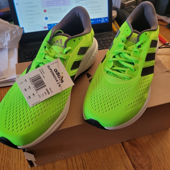 Man's  Adidas Supernova - Picture 7 of 8